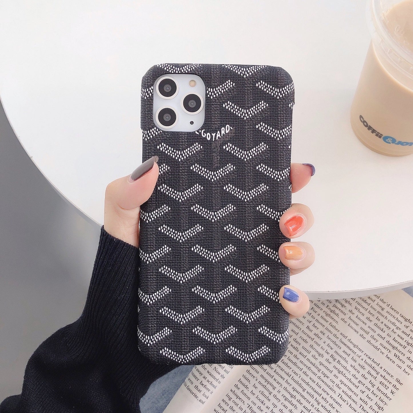 GoGo Pattern iPhone case