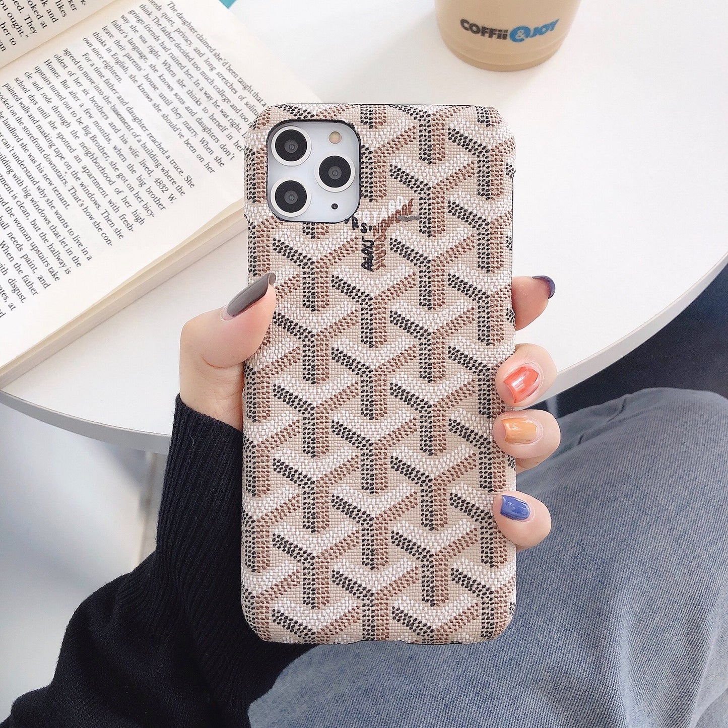 GoGo Pattern iPhone case