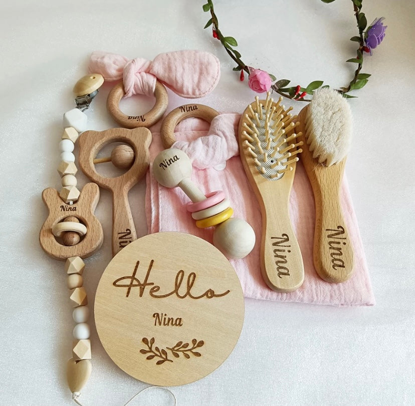 8 Pieces Of Personalised Name Newborn Rattle Toy Gift Set