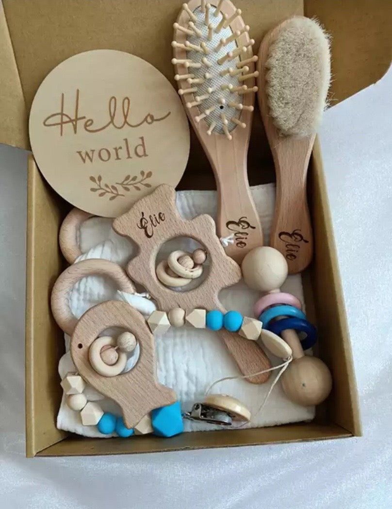 8 Pieces Of Personalised Name Newborn Rattle Toy Gift Set