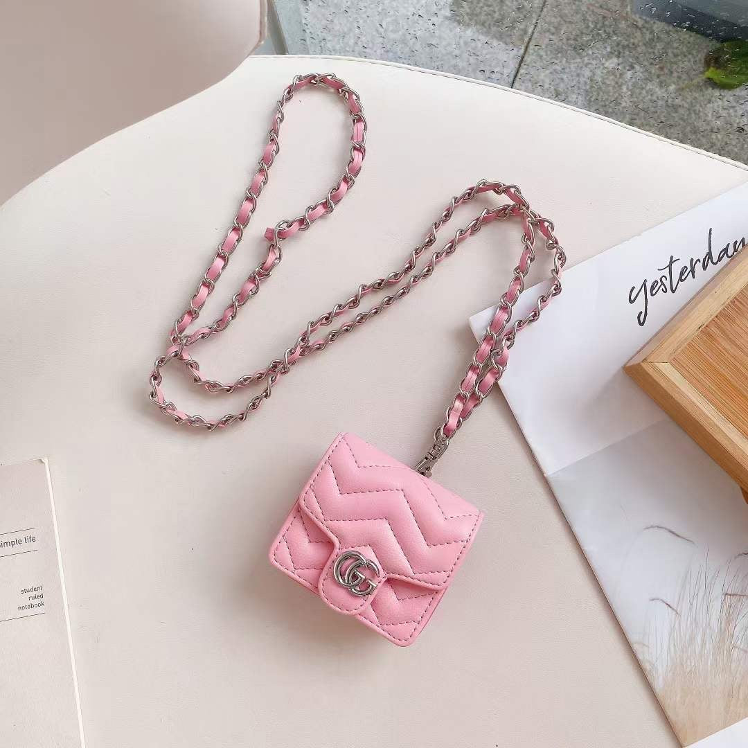 Leather Gee Gee Quilted AirPod Case