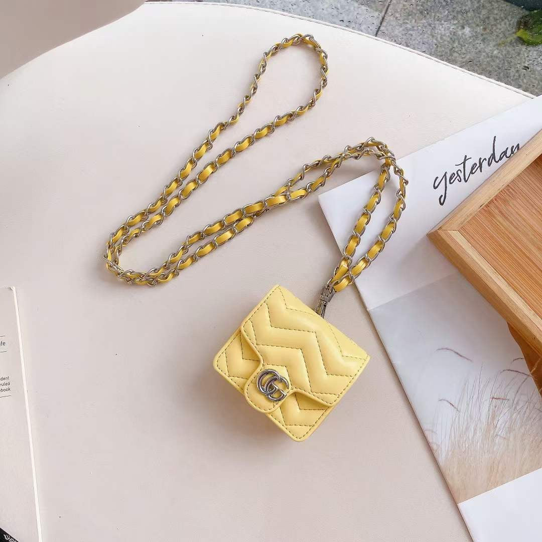 Leather Gee Gee Quilted AirPod Case