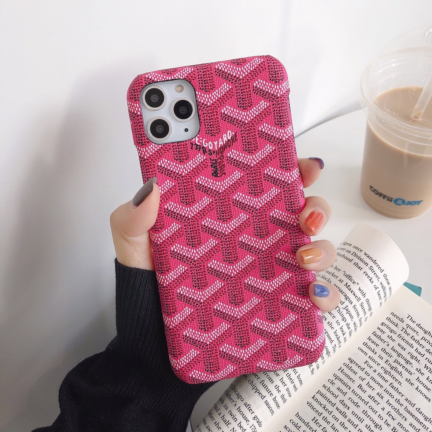GoGo Pattern iPhone case
