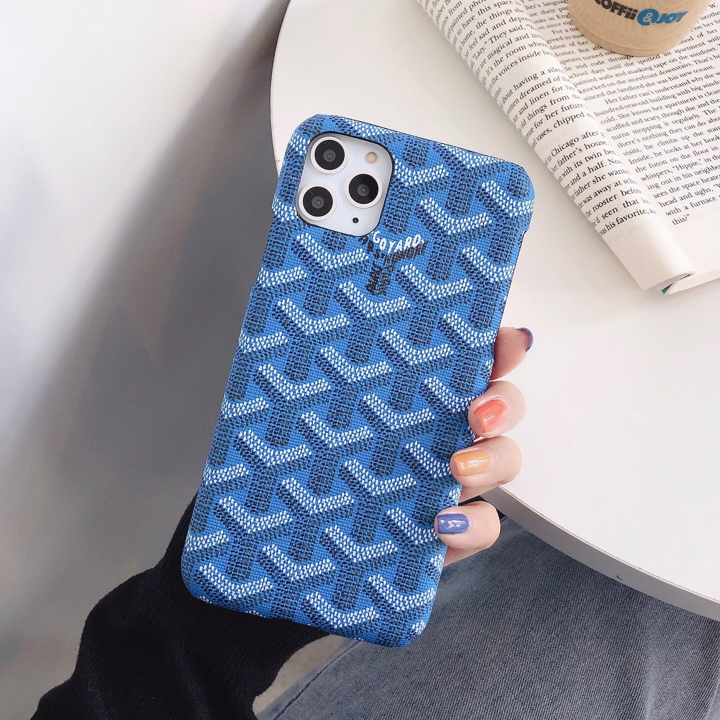 GoGo Pattern iPhone case