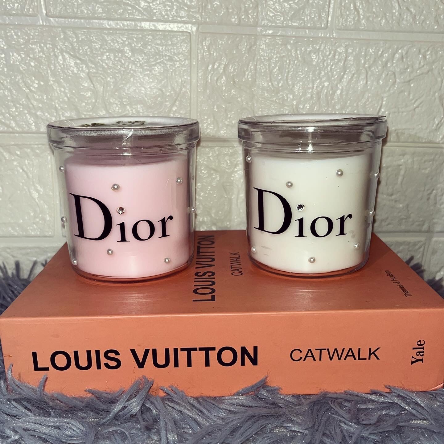 40h Burn DeeDee Pearl candles (3 for £20)