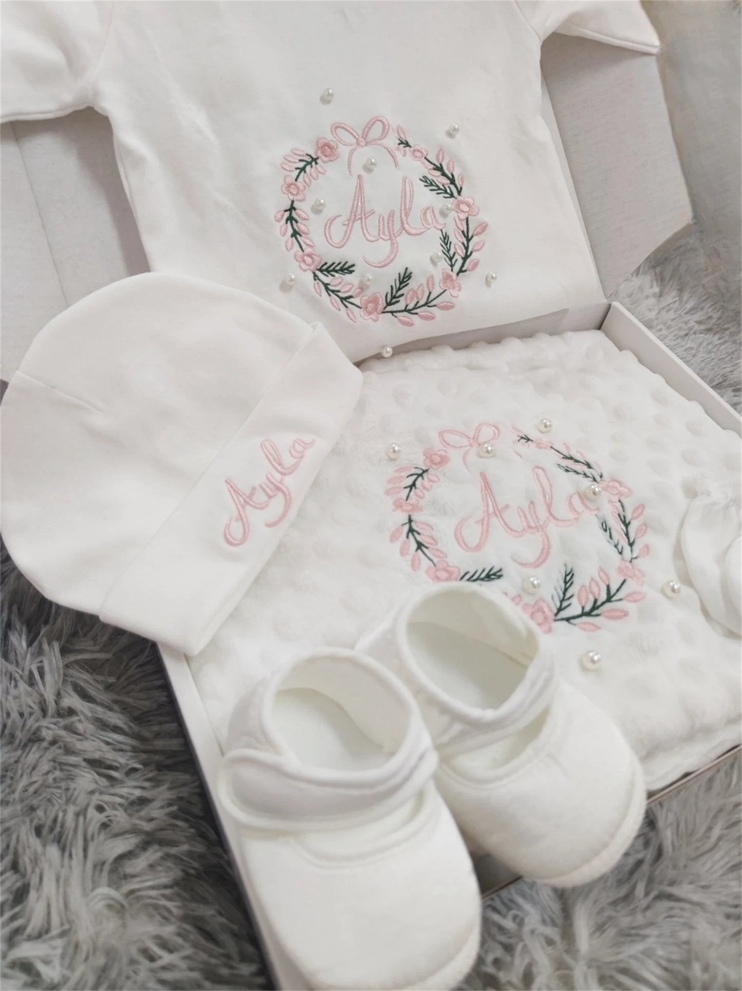 Dollbling Infant Name Embroidery Romper Blanket Set Flower garland Peiris pattern Laurel tree Baby Girl Name Lattye Outift