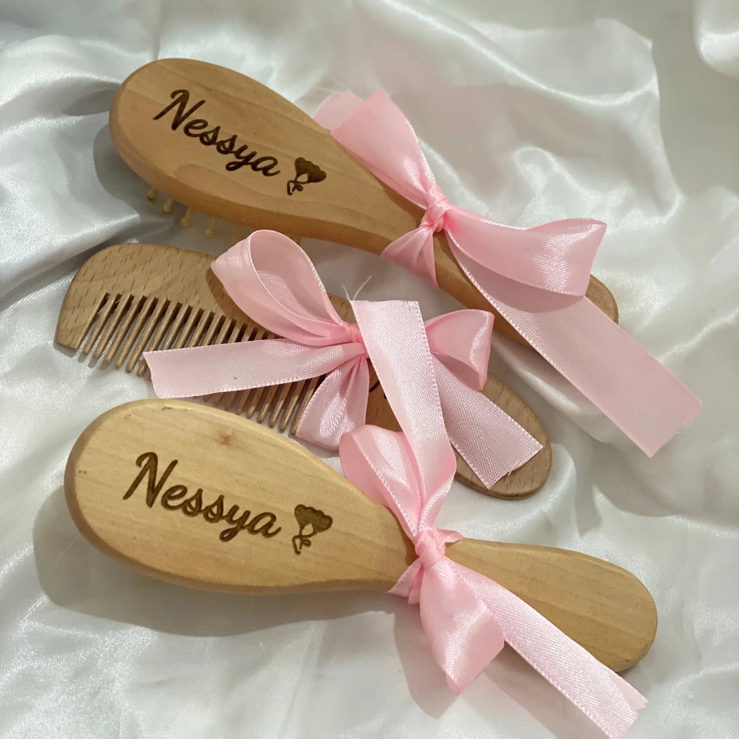 Engraved personalised wooden hairbrush Customized Bridesmaids Hair Comb Gifts Children's Birthday Present Christmas Present