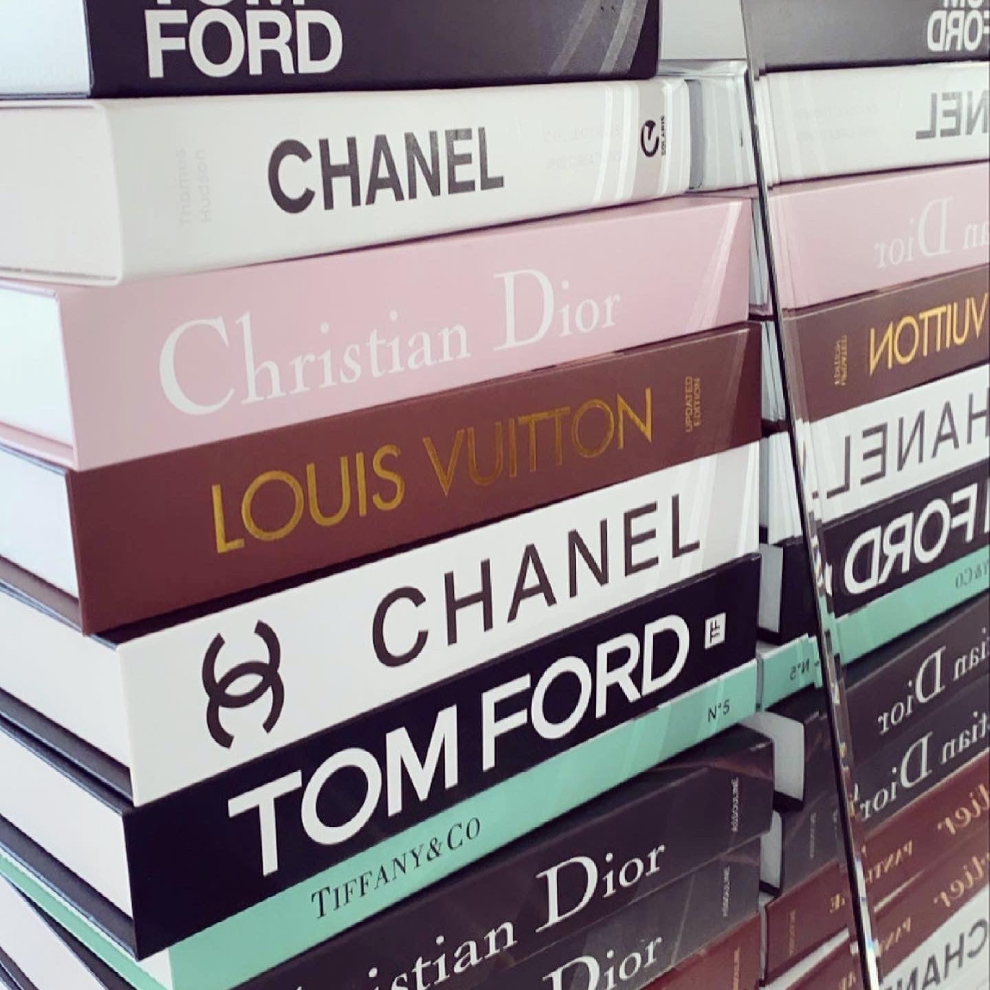 Opeanable Storage Luxury Decor Book