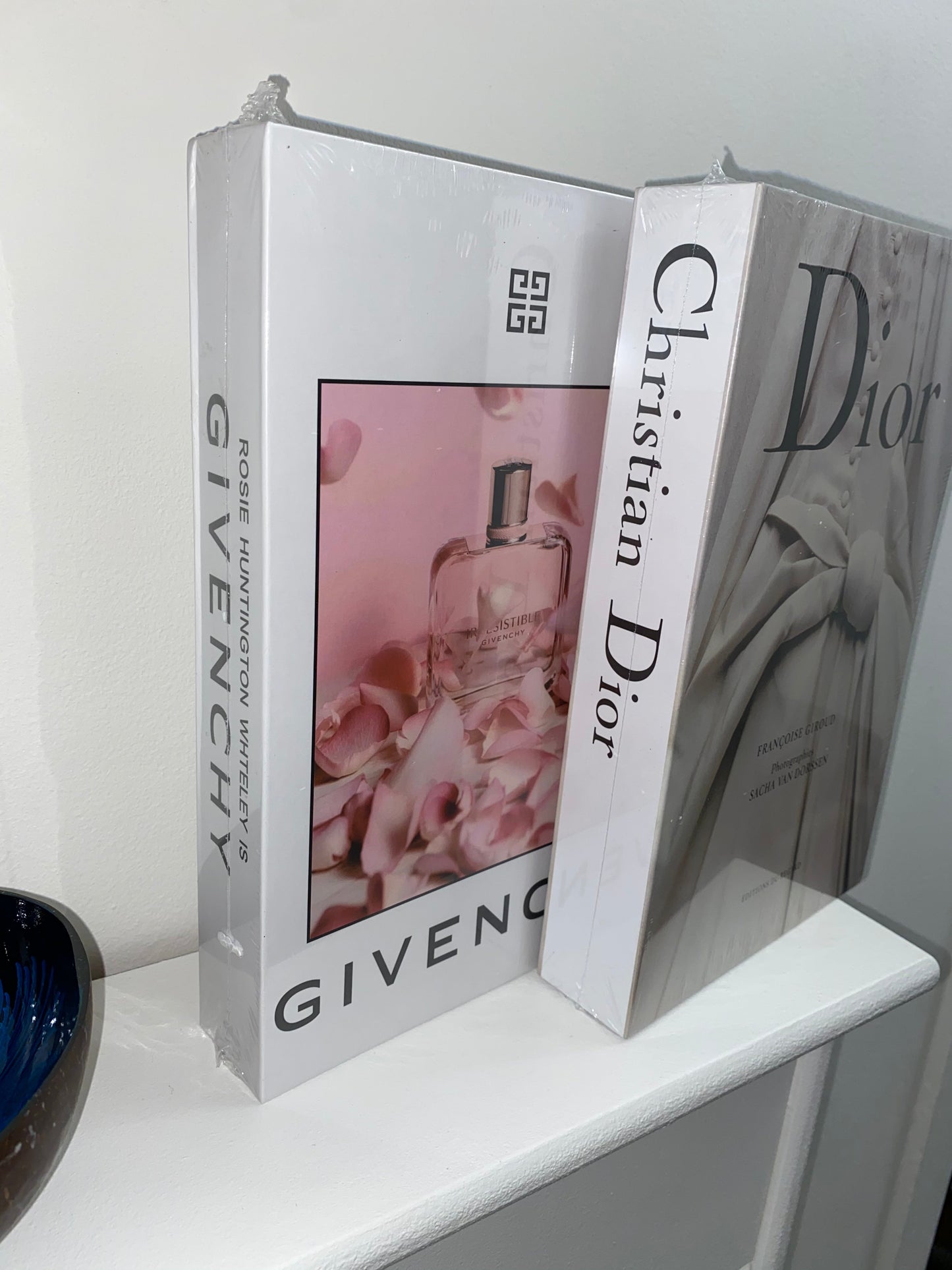 Opeanable Storage Luxury Decor Book