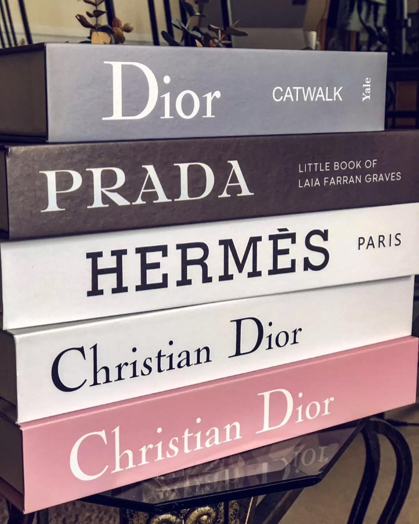 Opeanable Storage Luxury Decor Book